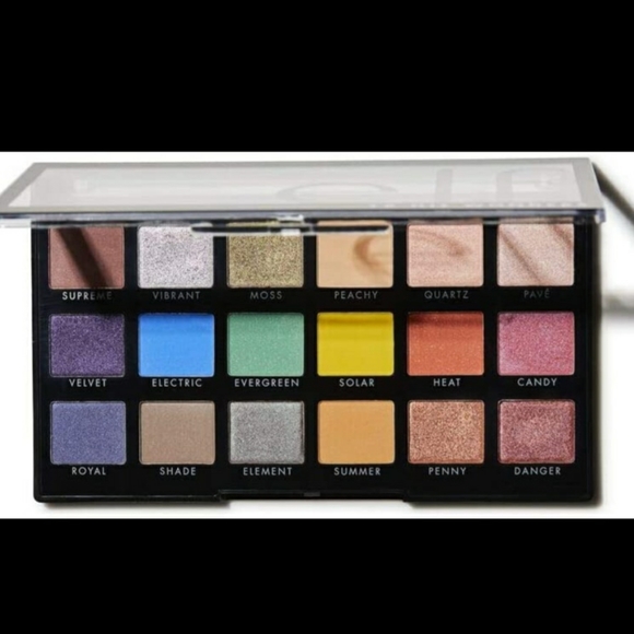 ELF Other - ELF 18 Hit Wonders Eyeshadow Pallette